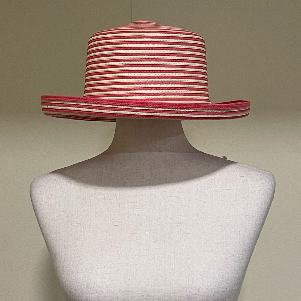 Villager Liz Claiborne Striped Hat Pink Tan One Size